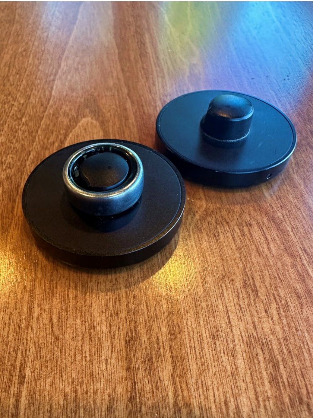 Oura Ring Gen 3 Silver Size 6 + 2 Chargers – Great Condition